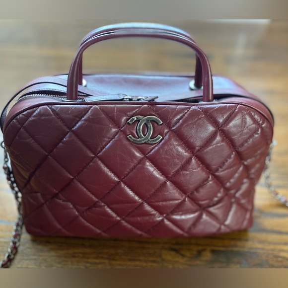 CHANEL Burgundy Leather Bowling Bag! - Picture 3 of 11